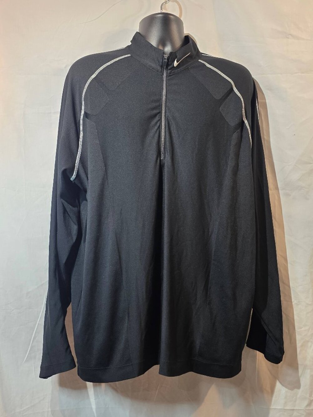 Nike Golf Men's Black Dri Fit 1/4 Zip Pullover Mock Neck Jacket - Size L